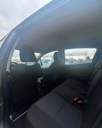 Toyota Yaris cena 33900 przebieg: 208000, rok produkcji 2014 z Piła małe 301